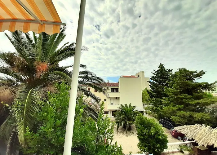 Prskalo Πανσιόν Μακάρσκα